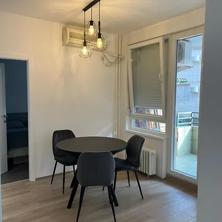 Tesla Lux * Belgrade